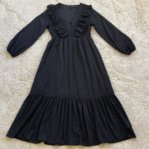 Zara Black Textured Midi Dress Size Medium - Picture 2 of 13